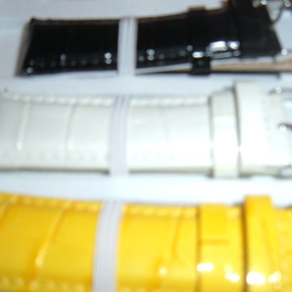 Peace and Love Invicta watch - Picture 4 of 6